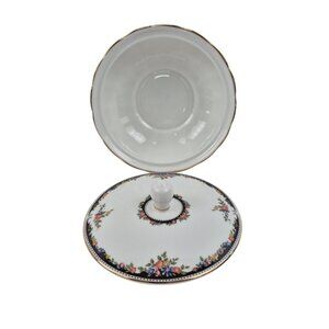 Wedgwood Osborne Lidded Trinket Bowl England Bone China Covered Dish Gold Trim